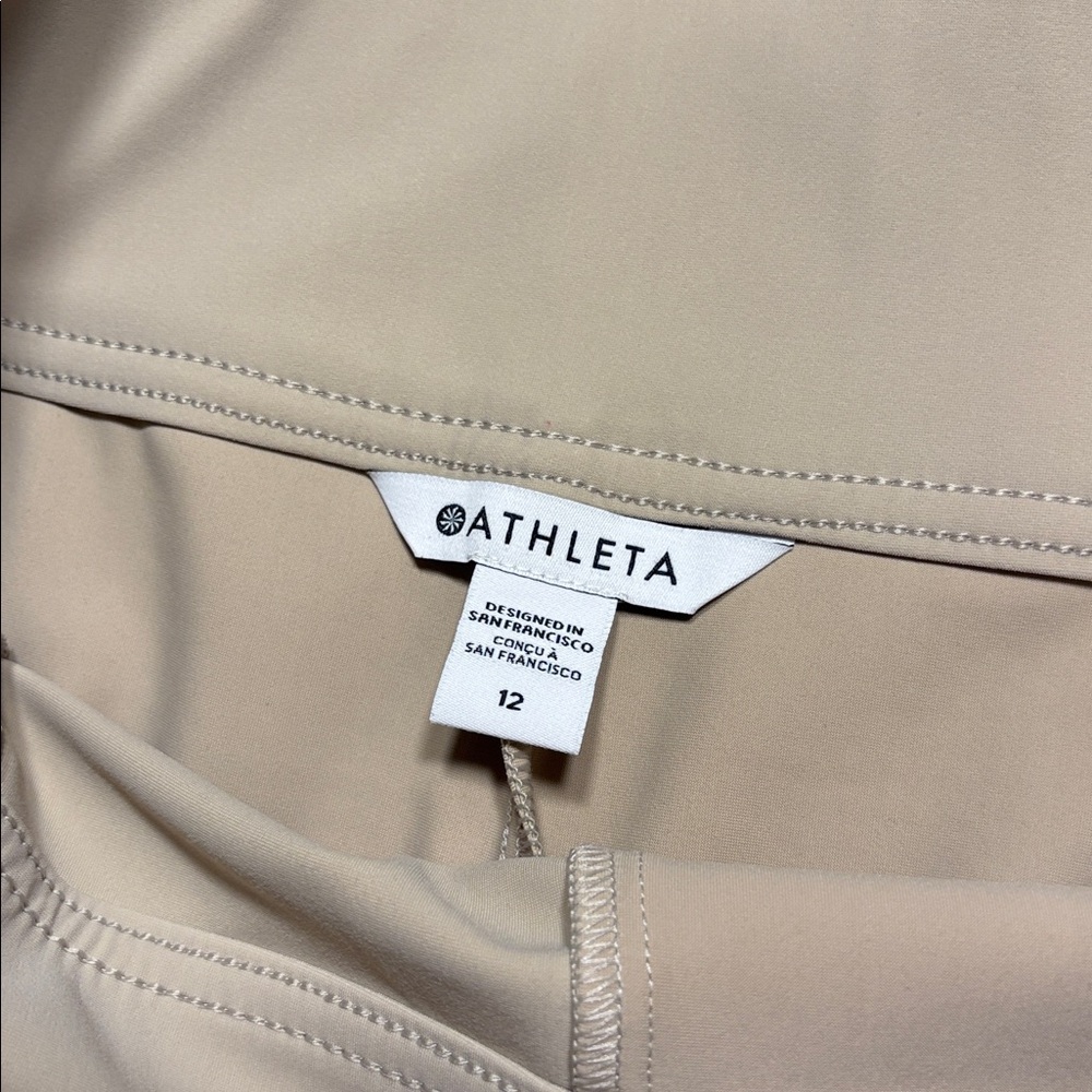 ATHLETA Stellar Wide Crop Comfort Travel Pants Size 12 - Picture 3 of 7